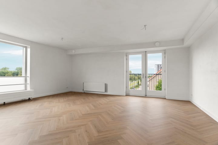 Foto 16 van Kebajastraat 5