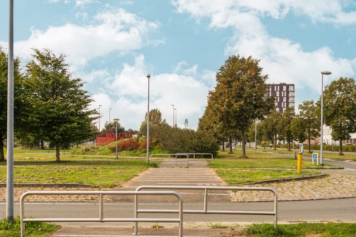 Foto 42 van Kebajastraat 5