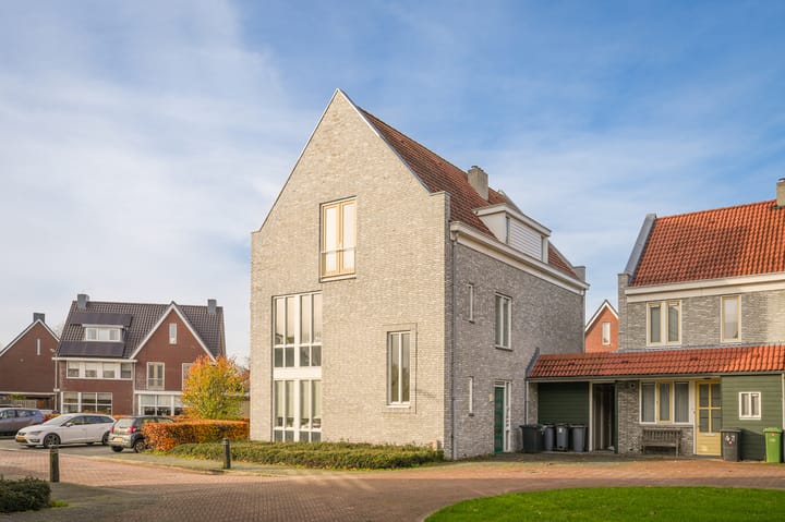 Foto 2 van Kloosterweide 68