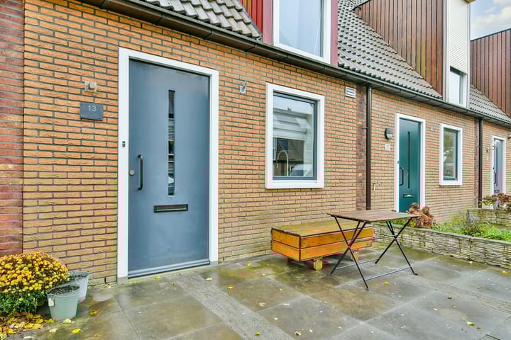 Foto 2 van Obelisk 13