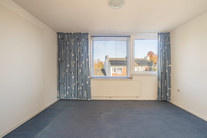 Foto 10 van Porthoslaan 36