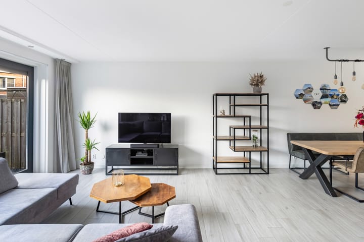 Foto 11 van Oranjeplein 18