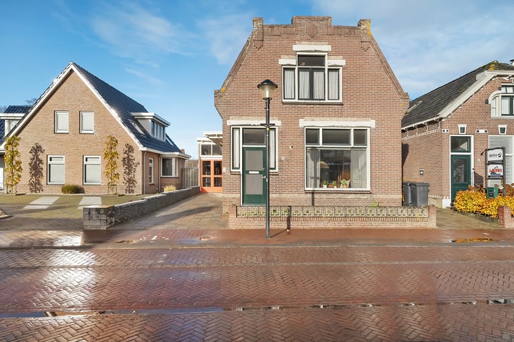 View photo 3 of Westerstraat 44