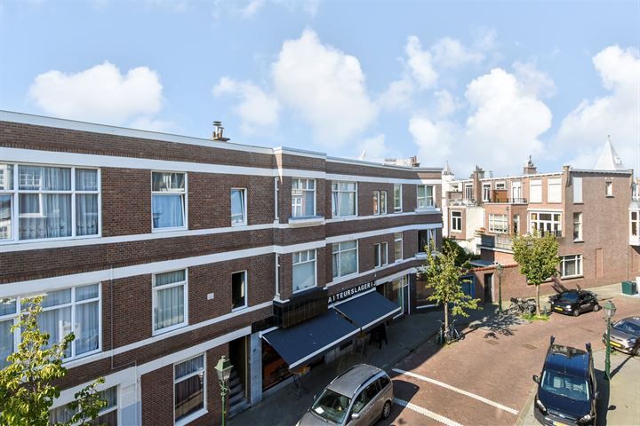 View photo 15 of Johan van Hoornstraat 33