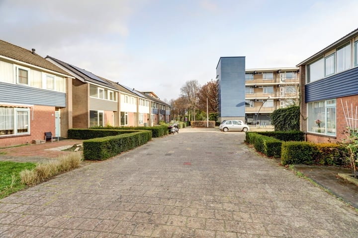 Bekijk foto 3 van Donizettistraat 15