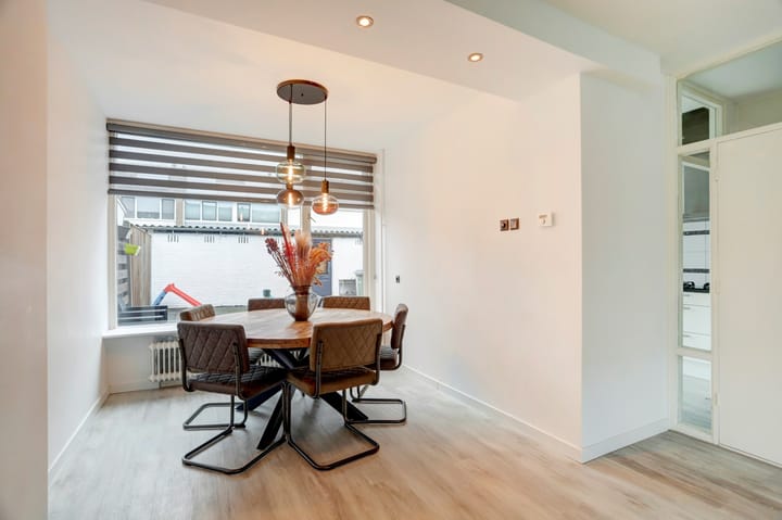 Foto 8 van Donizettistraat 15