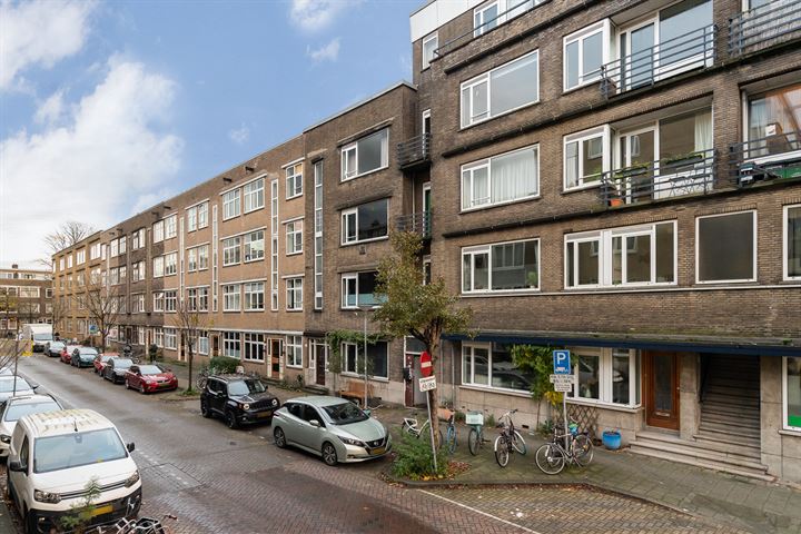 View photo 52 of Van der Meydestraat 28-A