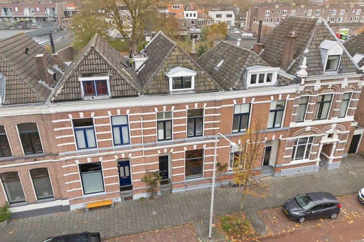 Bekijk foto 46 van Rhijnvis Feithlaan 12