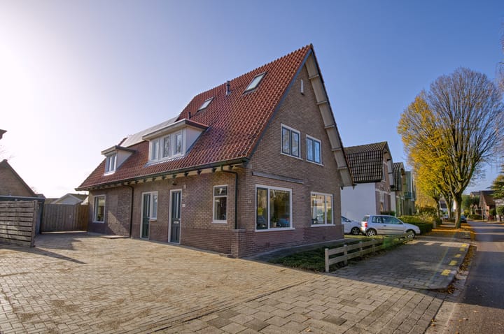 Foto 1 van Langeweg 64