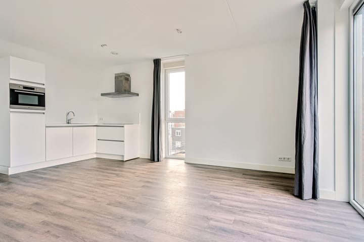 Foto 11 van Homerusplein 102