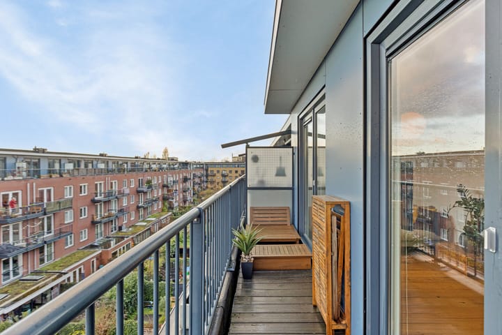 Photo 4 of Willem de Zwijgerlaan 243-E