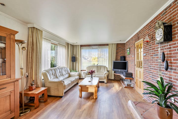 Foto 10 van Rivierweg 24