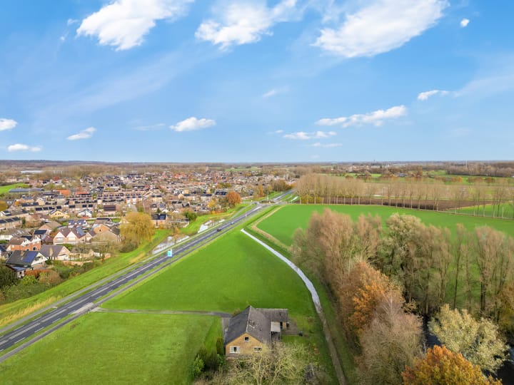 Foto 36 van Rivierweg 24