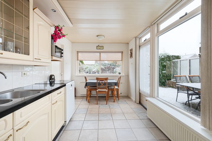 Photo 12 of Zwembadweg 44