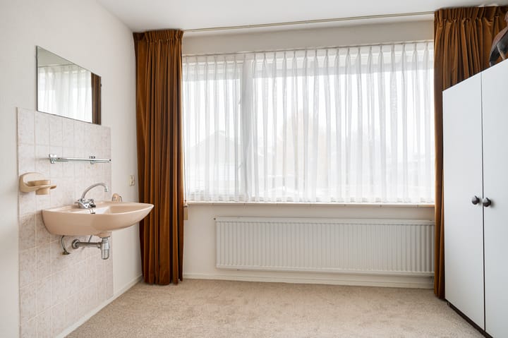 Photo 18 of Zwembadweg 44