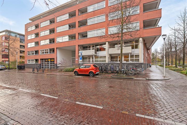 View photo 6 of Hartingstraat 242