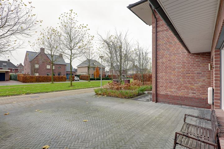 Bekijk foto 52 van Sandelhout 5