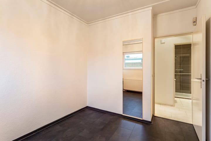 Foto 12 van Bronkstraat 10