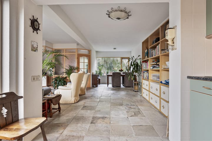 Foto 16 van Van Oldenbarneveltstraat 70