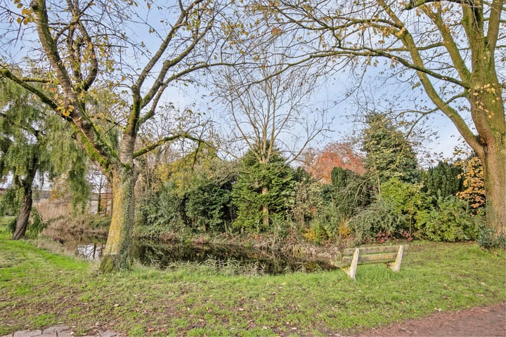 Bekijk foto 35 van Van Oldenbarneveltstraat 70