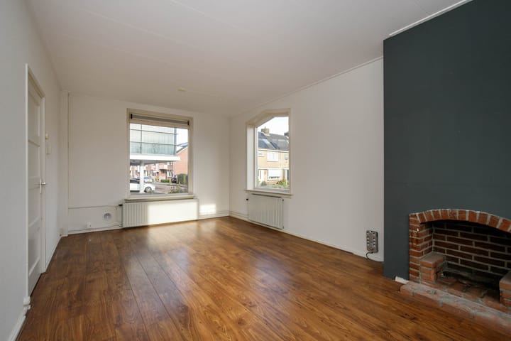 Foto 2 van Pleinstraat 5