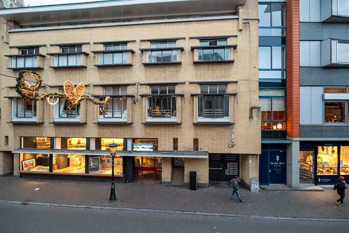 Bekijk foto 2 van Domstraat 7-F