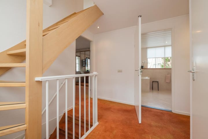 Photo 22 of Valkenburgerweg 76