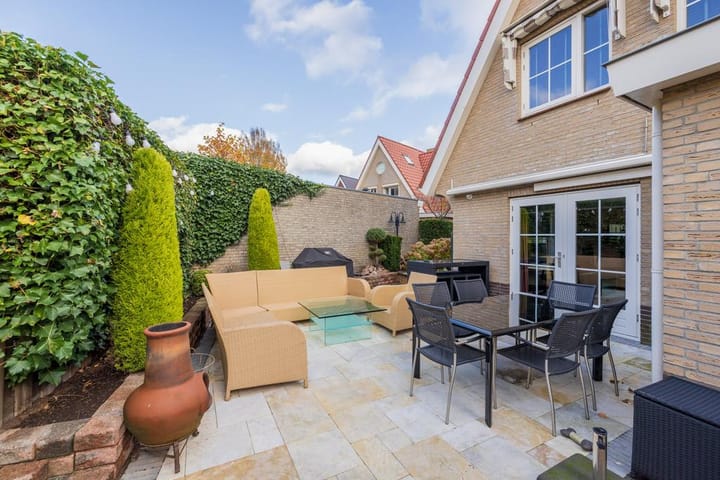 Photo 34 of Valkenburgerweg 76