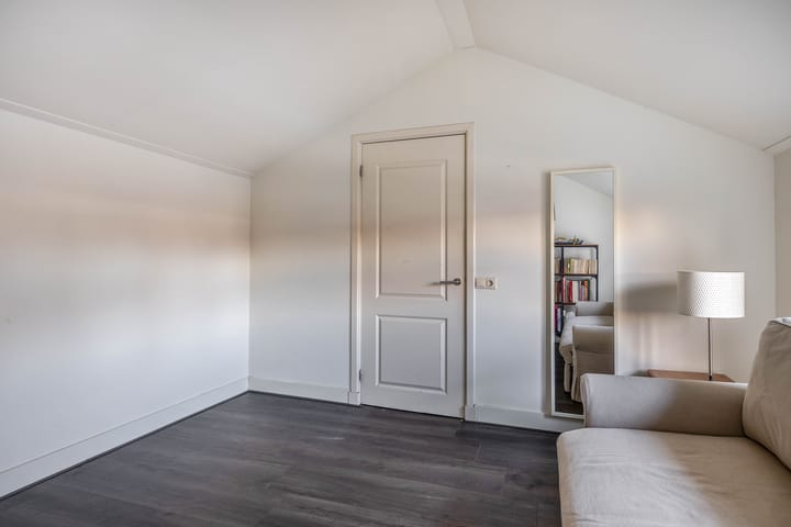 Foto 26 van Carmelietenstraat 16