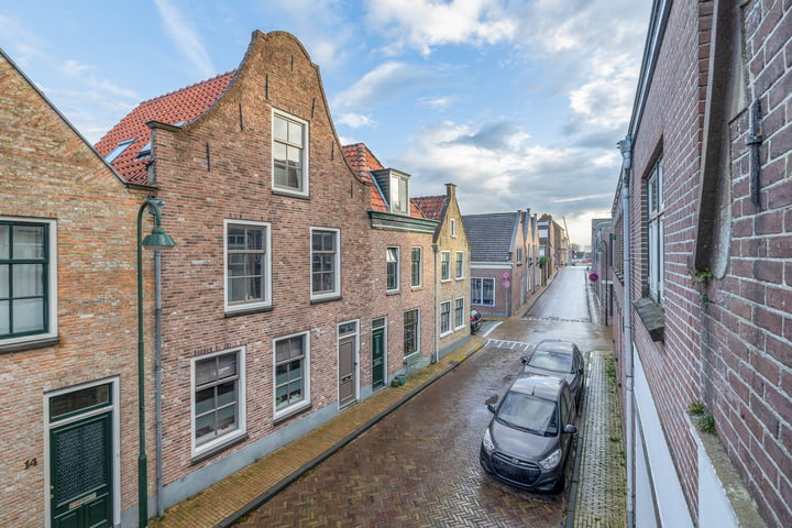 Bekijk foto 41 van Carmelietenstraat 16