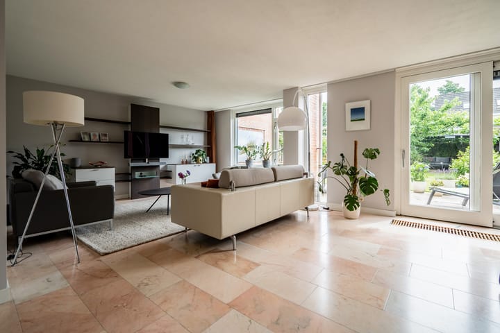 Foto 9 van Taurus 27