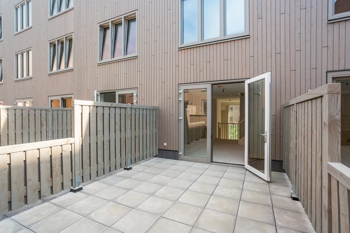 Foto 12 van Helen Suzmanhof 82