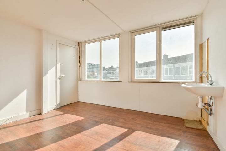 Foto 23 van Aalsmeerweg 129-2