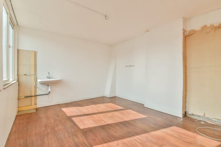 Foto 24 van Aalsmeerweg 129-2