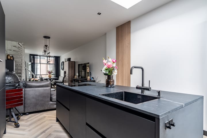 Foto 22 van Voorstraat 20