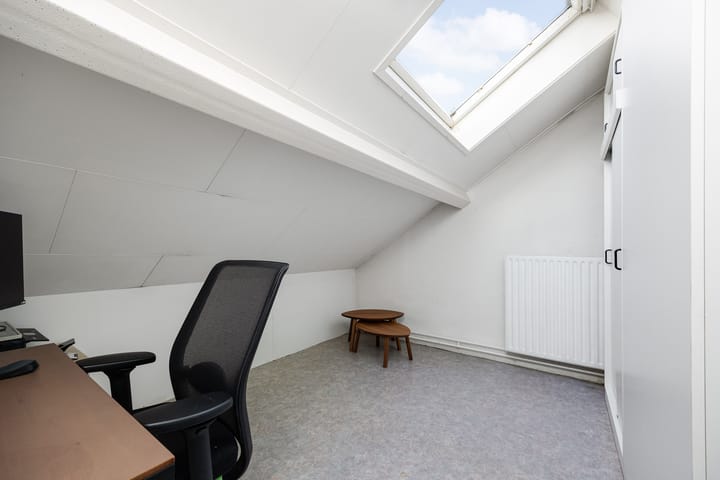 Photo 32 of Lokeren 88