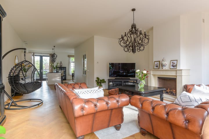 Foto 2 van Thomas Mannsingel 88