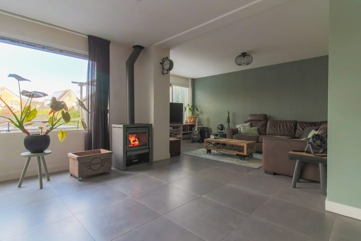 Foto 3 van Meindertsloot 8