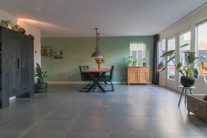 Foto 5 van Meindertsloot 8