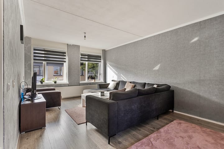 Foto 4 van Van Hasseltstraat 68