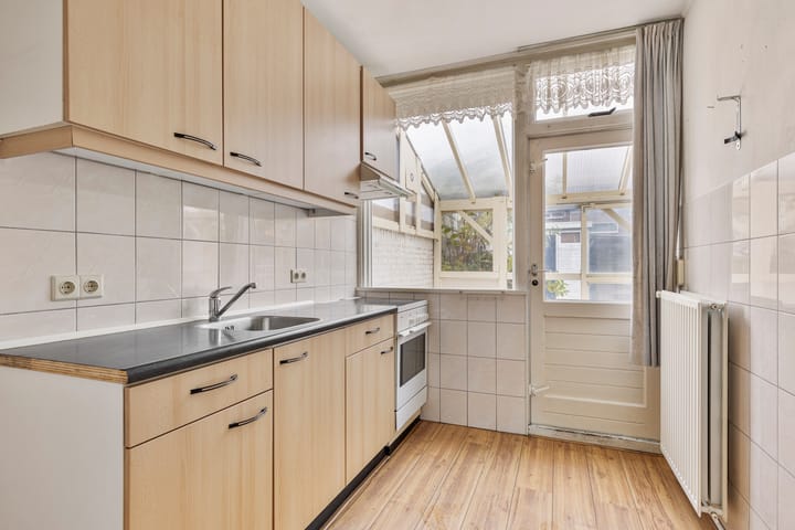 Foto 26 van Adriaen van Ostadestraat 55