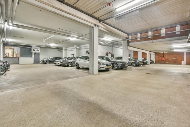 Foto 26 van Van Oldenbarneveldtstraat 52-N