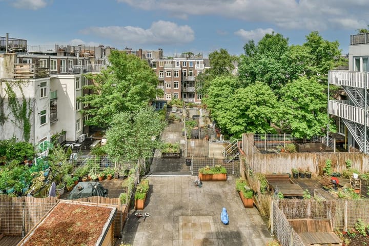 Foto 23 van Van Oldenbarneveldtstraat 52-N