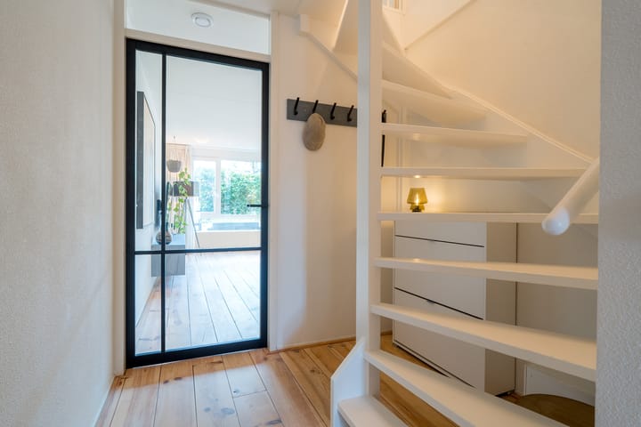 Foto 25 van Winschoterdiep 1-C