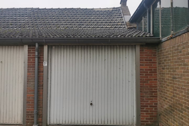 Bekijk foto 1 van Voorstraat 1-D