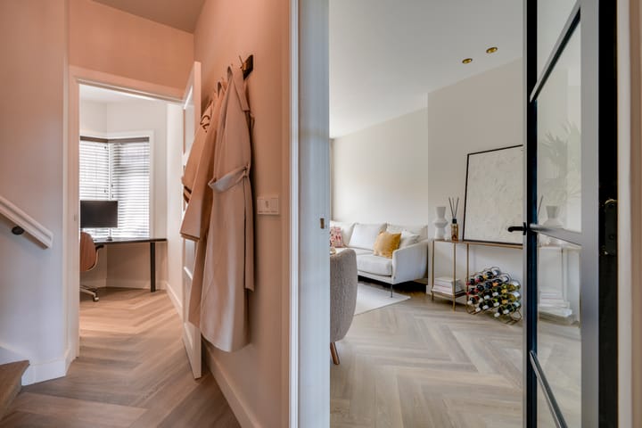 Photo 6 of Kneppelhoutstraat 6-BS