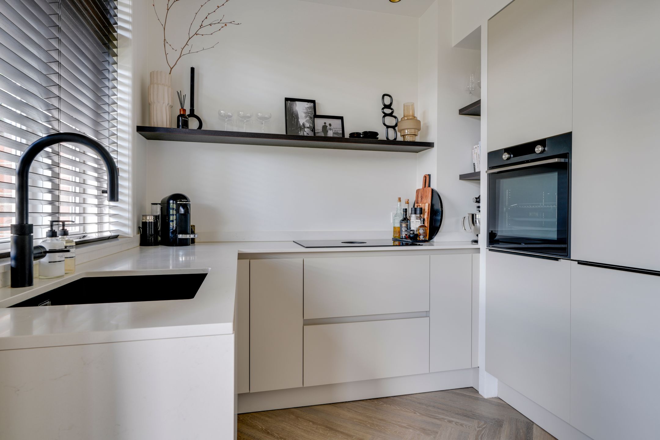 Photo 12 of Kneppelhoutstraat 6-BS