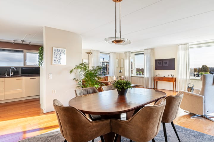 Foto 21 van Tsjaikovskistraat 104