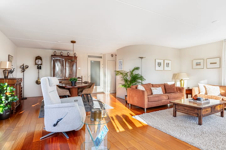 Foto 23 van Tsjaikovskistraat 104