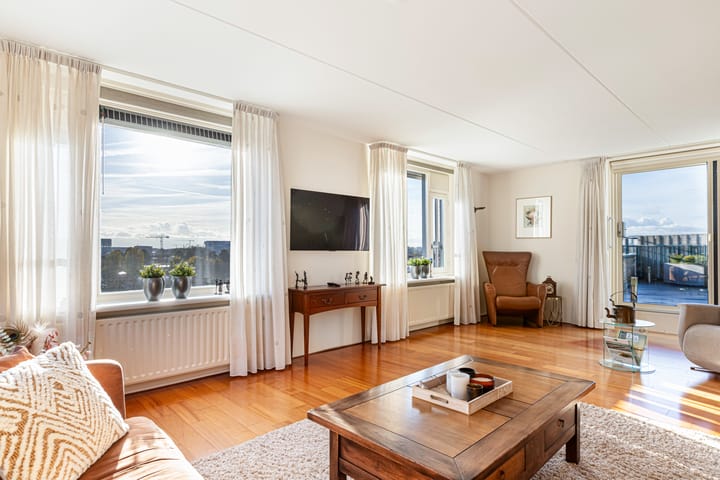 Foto 24 van Tsjaikovskistraat 104